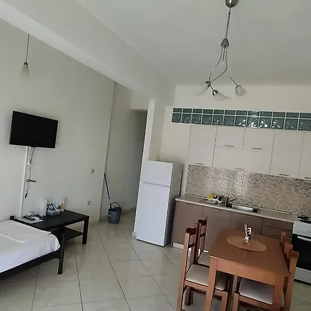 Maria's Ii Appartement *